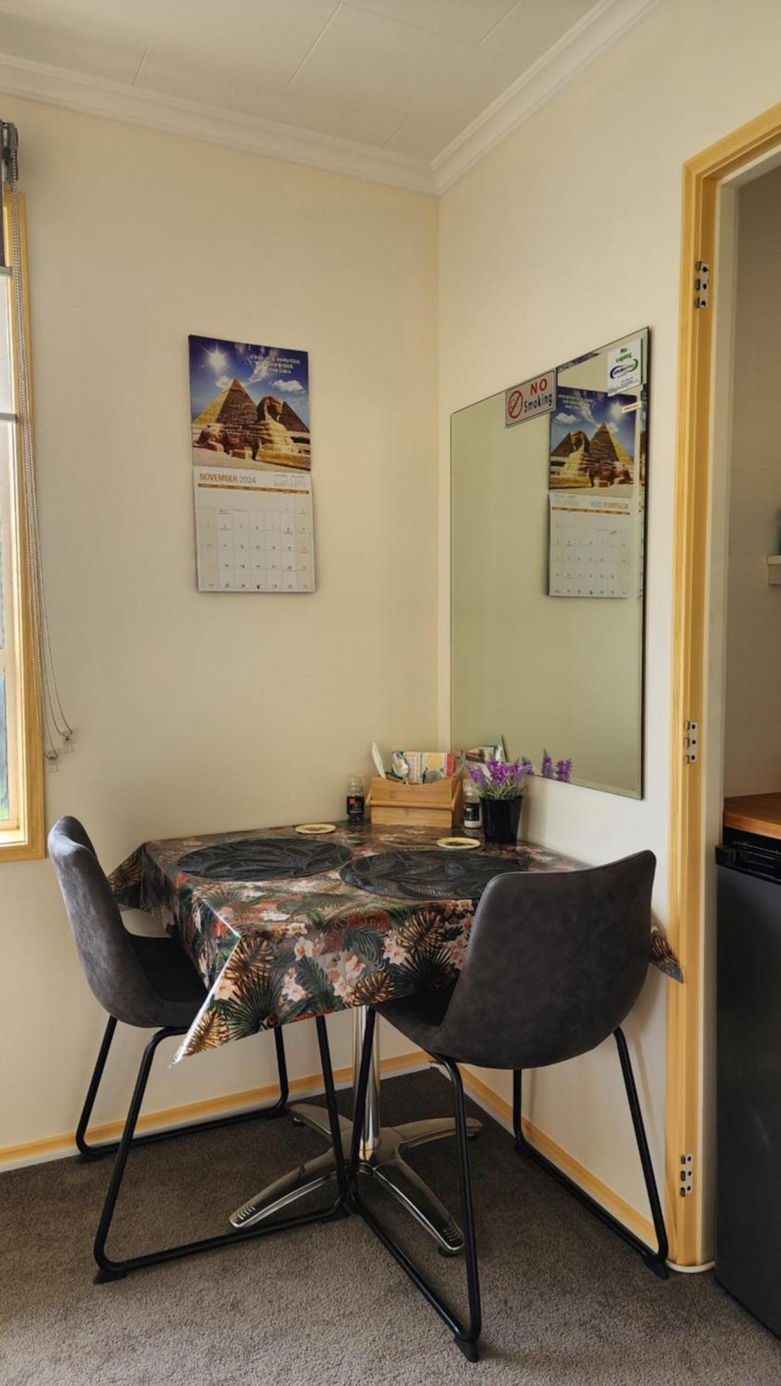 Glamis Ave Shared Home B&B New Plymouth Bagian luar foto